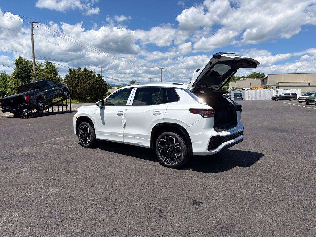 new 2026 Volkswagen Tiguan car, priced at $44,807