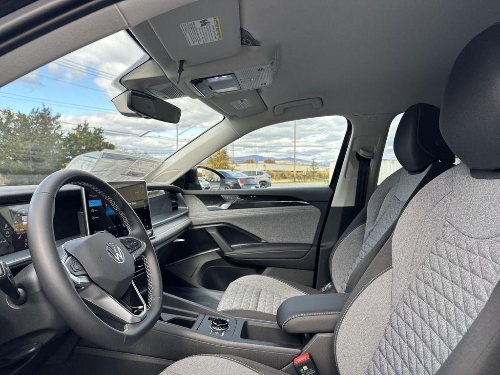 new 2026 Volkswagen Tiguan car, priced at $32,242