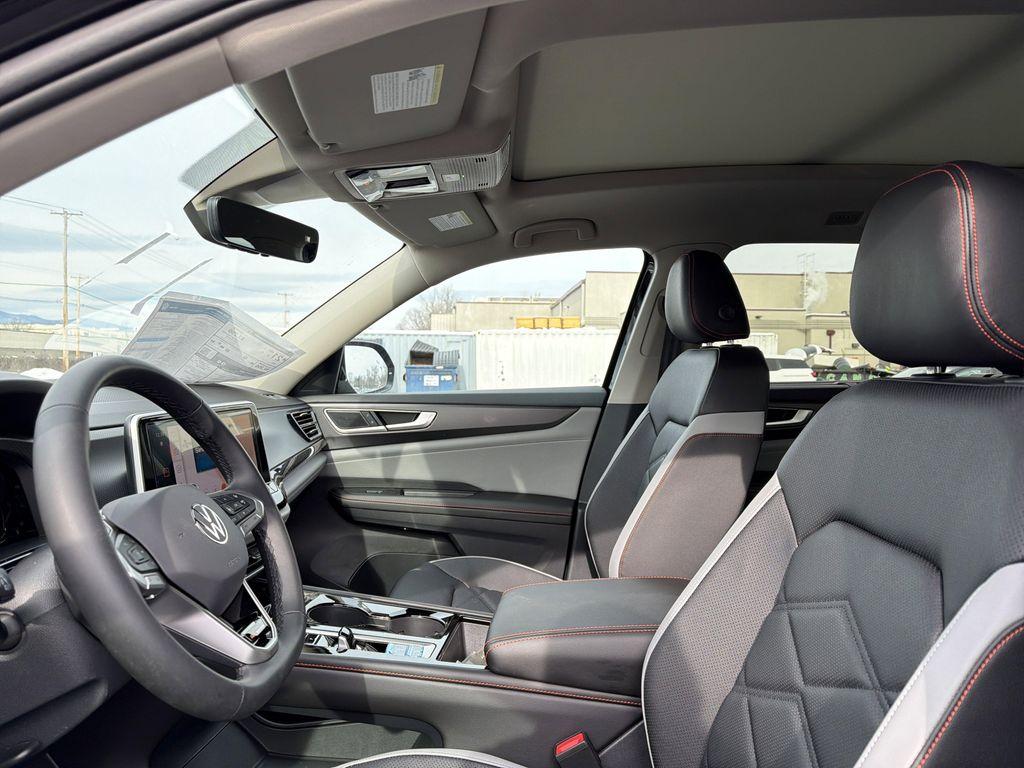 new 2026 Volkswagen Atlas car, priced at $49,217