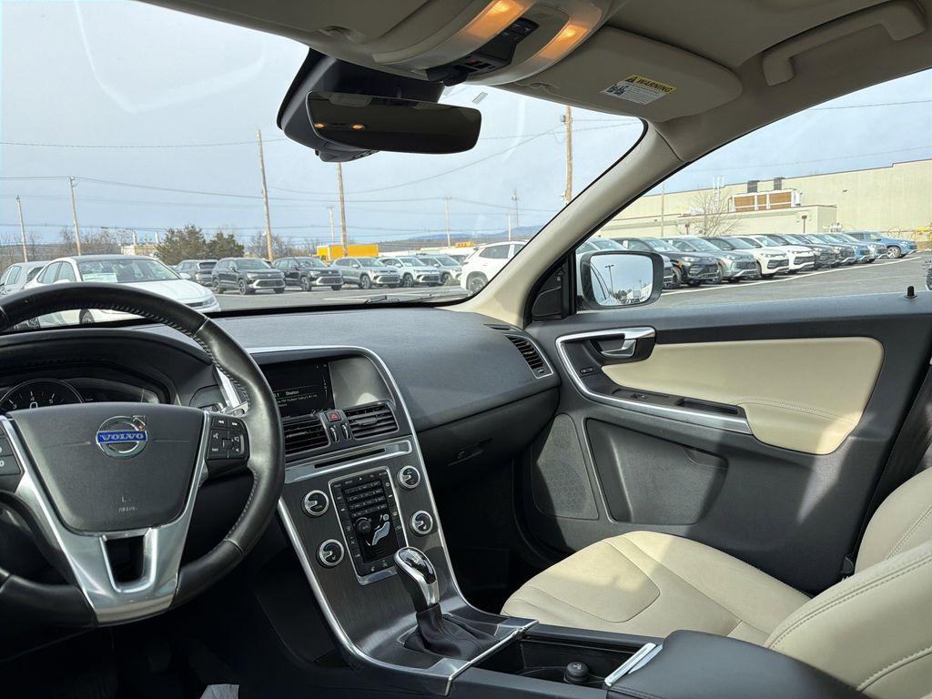 used 2016 Volvo XC60 car, priced at $14,995