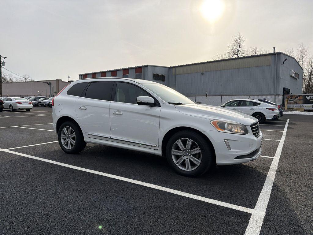 used 2016 Volvo XC60 car, priced at $14,995