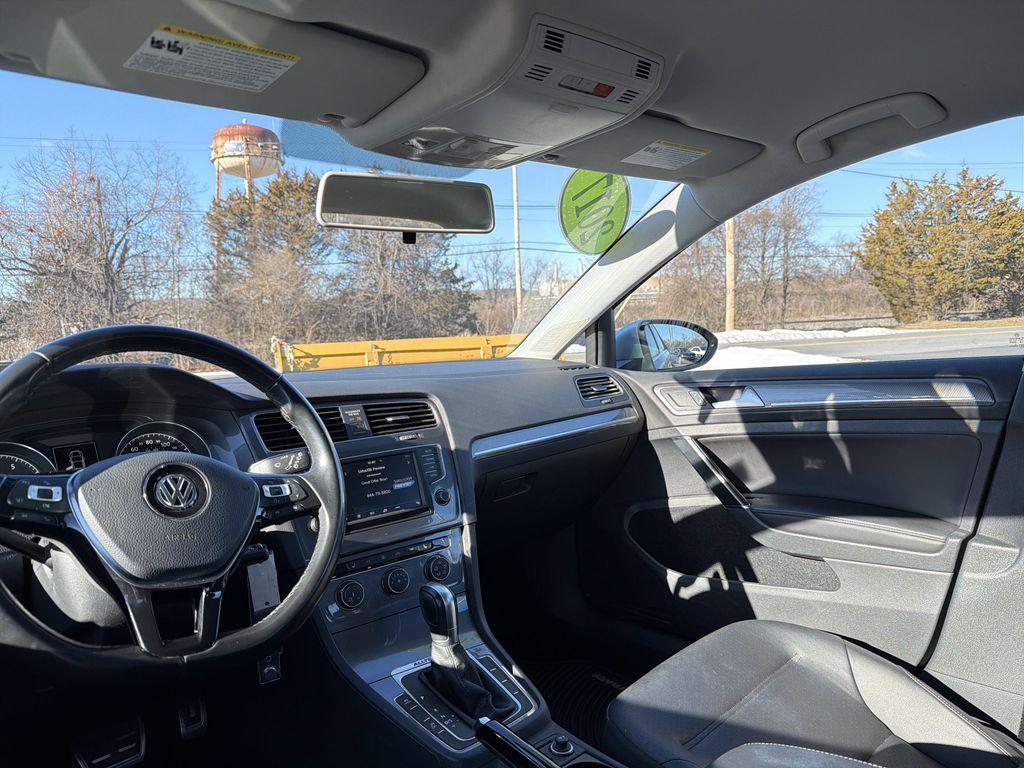 used 2017 Volkswagen Golf Alltrack car, priced at $14,795