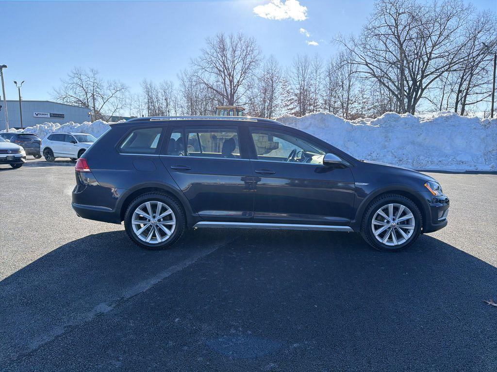 used 2017 Volkswagen Golf Alltrack car, priced at $14,795