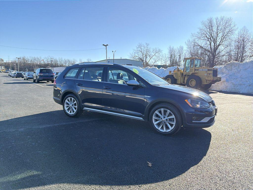 used 2017 Volkswagen Golf Alltrack car, priced at $14,795