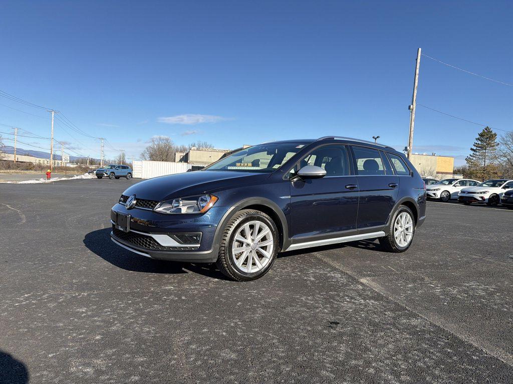 used 2017 Volkswagen Golf Alltrack car, priced at $14,795