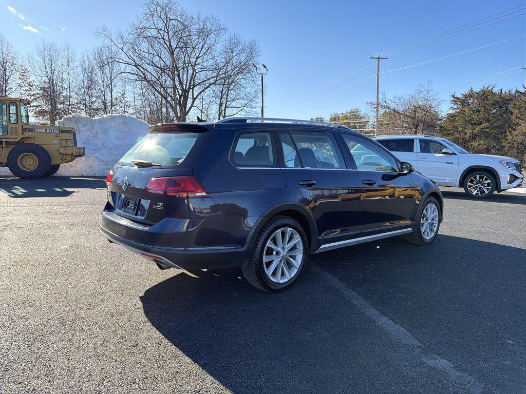 used 2017 Volkswagen Golf Alltrack car, priced at $14,795