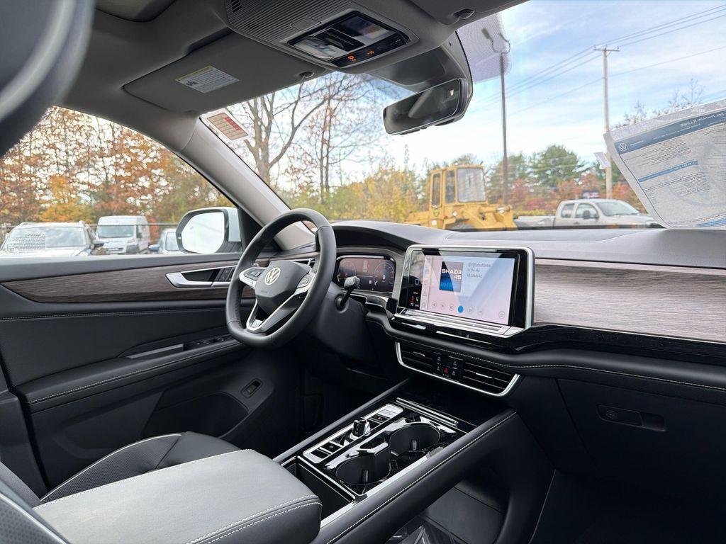 new 2026 Volkswagen Atlas car, priced at $55,802