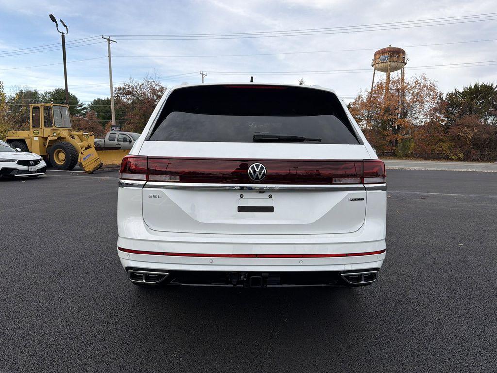 new 2026 Volkswagen Atlas car, priced at $55,802