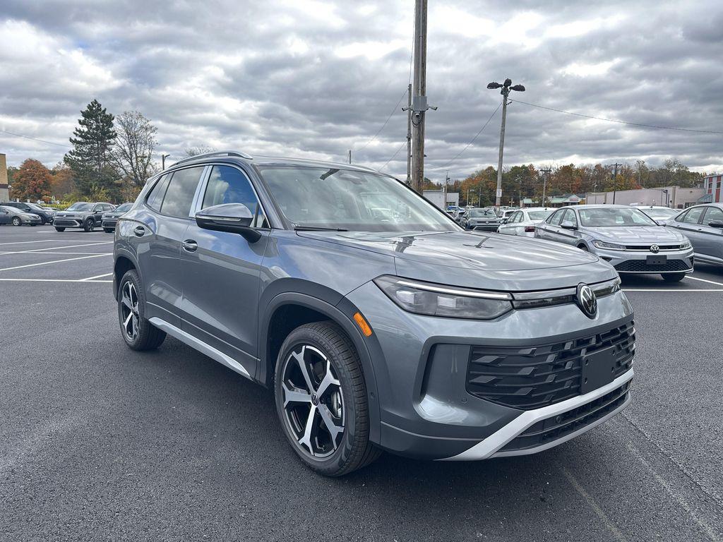 new 2026 Volkswagen Tiguan car, priced at $36,647