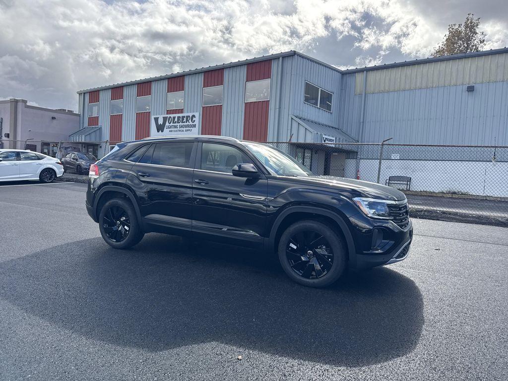 new 2026 Volkswagen Atlas Cross Sport car, priced at $44,283