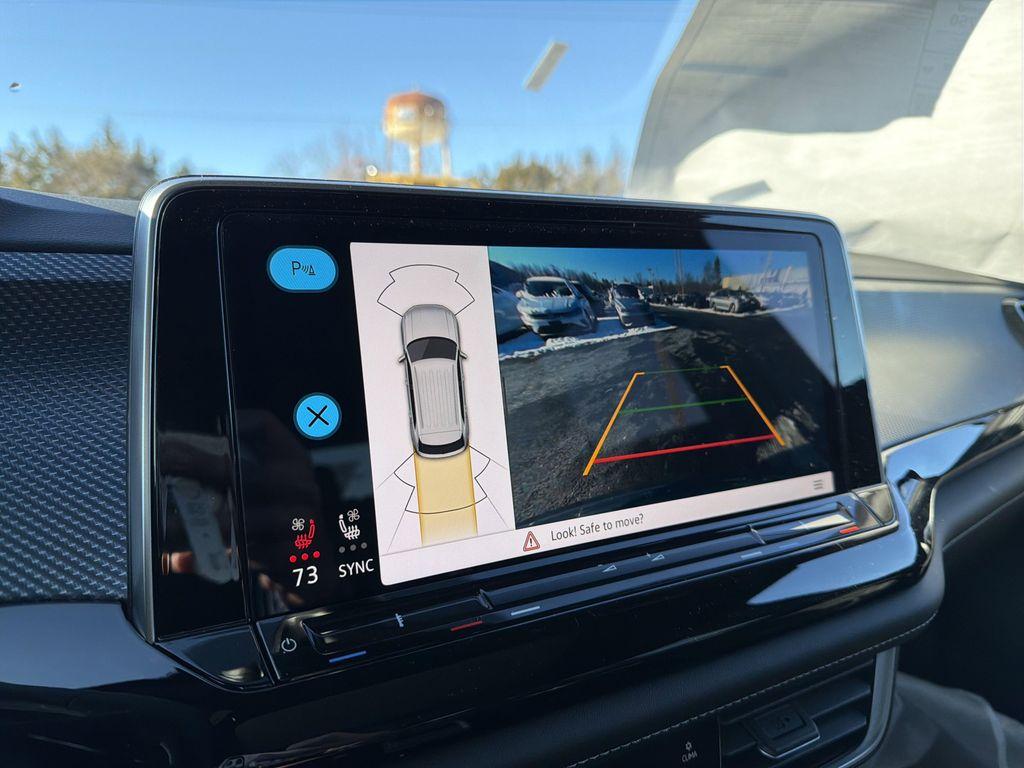 new 2026 Volkswagen Atlas Cross Sport car, priced at $47,683