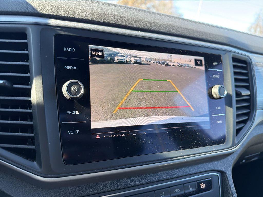 used 2020 Volkswagen Atlas Cross Sport car, priced at $14,995