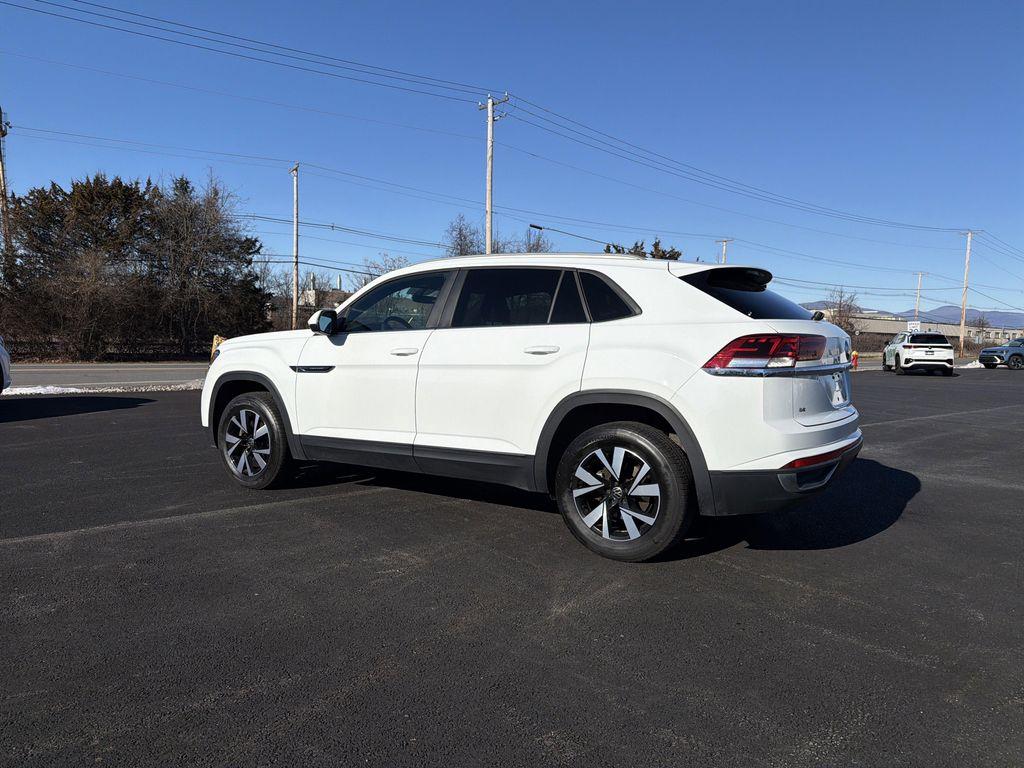 used 2020 Volkswagen Atlas Cross Sport car, priced at $14,995