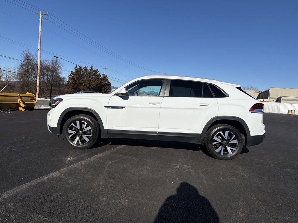 used 2020 Volkswagen Atlas Cross Sport car, priced at $14,995