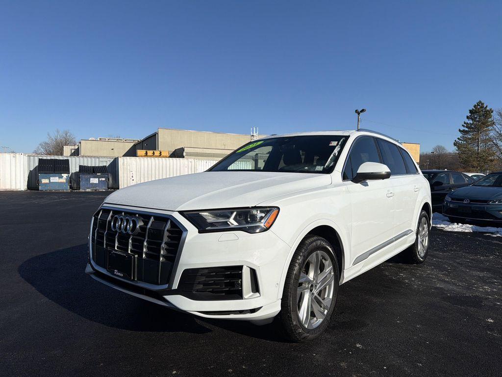 used 2021 Audi Q7 car, priced at $26,095