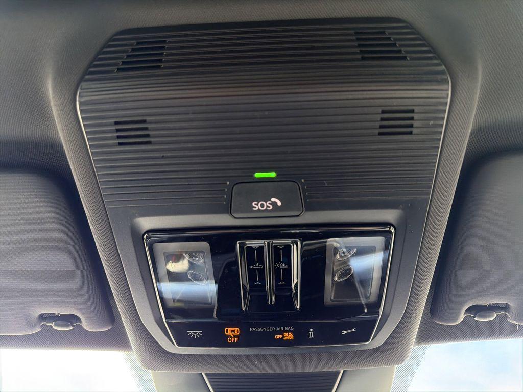 new 2026 Volkswagen Tiguan car, priced at $38,932