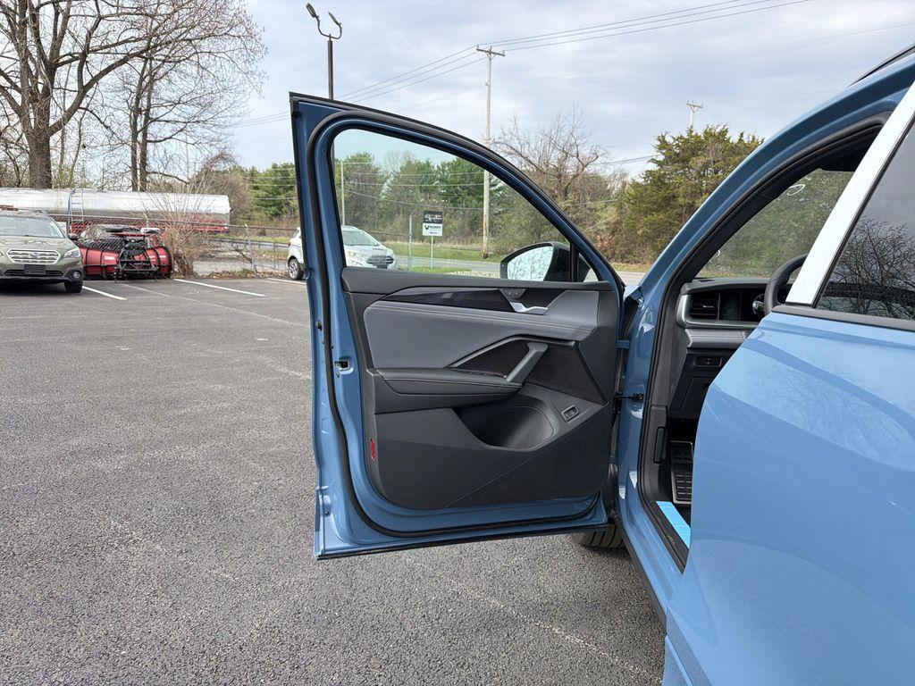 new 2026 Volkswagen Tiguan car, priced at $39,792