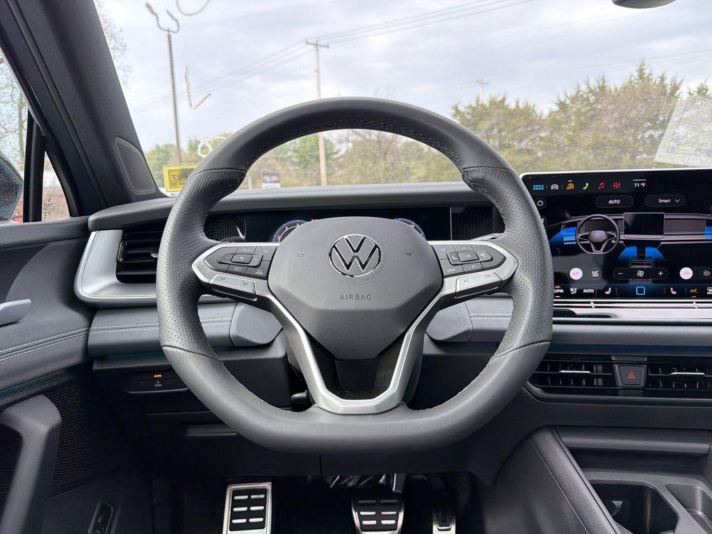 new 2026 Volkswagen Tiguan car, priced at $39,792