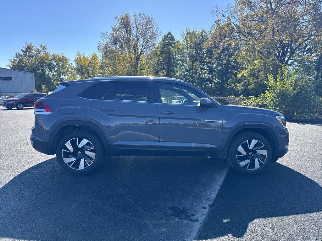new 2026 Volkswagen Atlas Cross Sport car, priced at $44,386