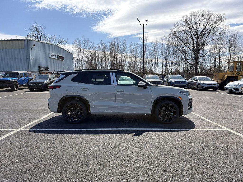 new 2026 Volkswagen Tiguan car, priced at $39,732