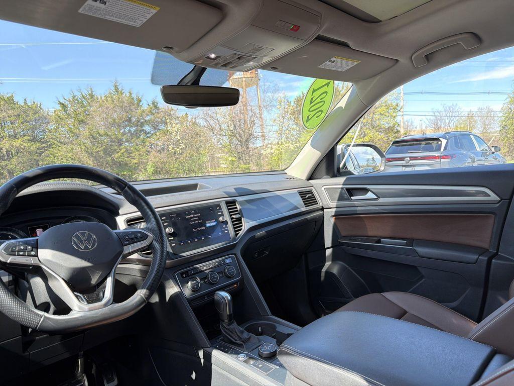 used 2021 Volkswagen Atlas car, priced at $21,570