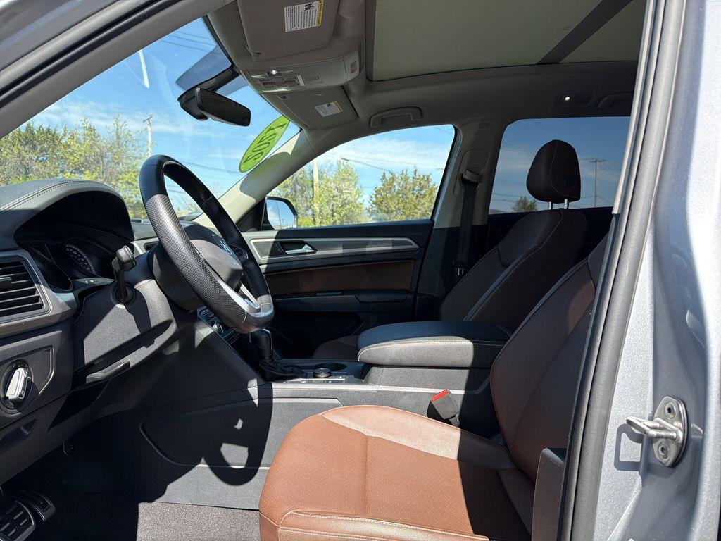 used 2021 Volkswagen Atlas car, priced at $21,570