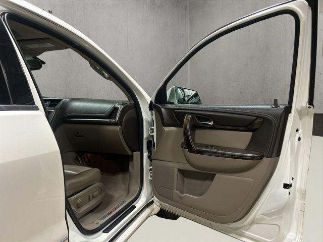 used 2013 GMC Acadia car, priced at $6,399