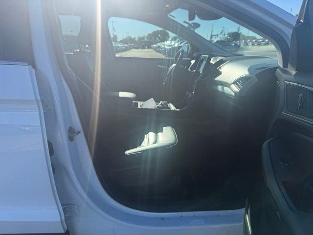 used 2022 Ford Edge car, priced at $21,399