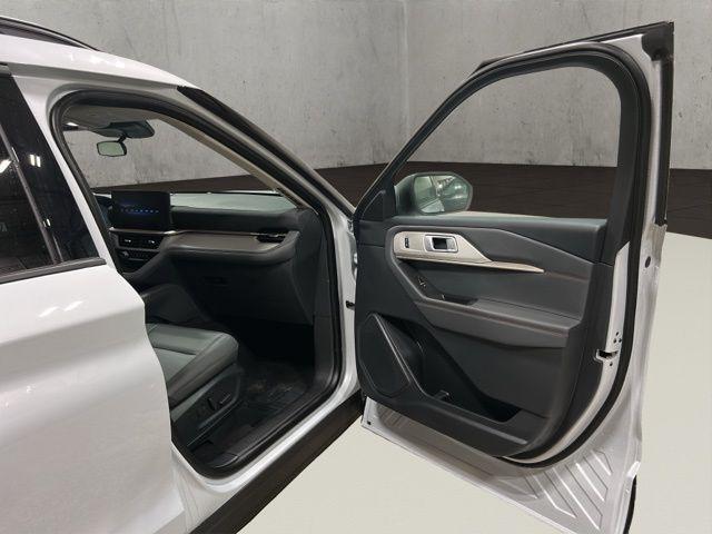 new 2026 Ford Explorer car, priced at $44,245