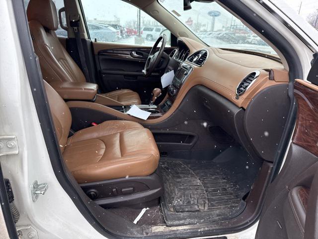 used 2015 Buick Enclave car, priced at $6,000