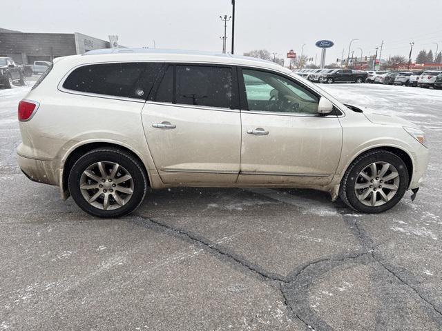 used 2015 Buick Enclave car, priced at $6,000