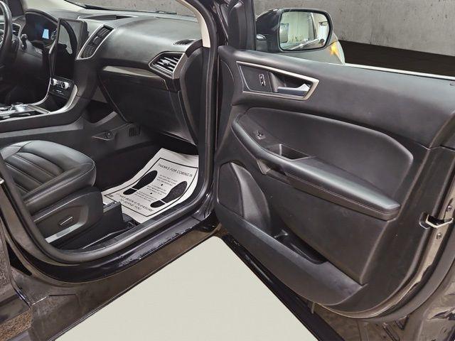 used 2024 Ford Edge car, priced at $27,000