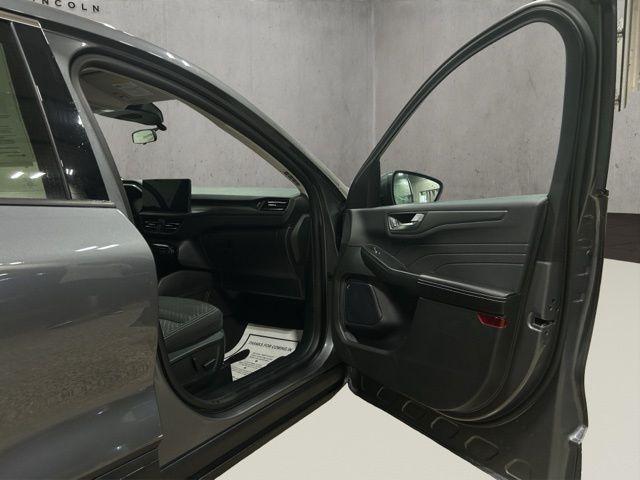 used 2023 Ford Escape car, priced at $23,500