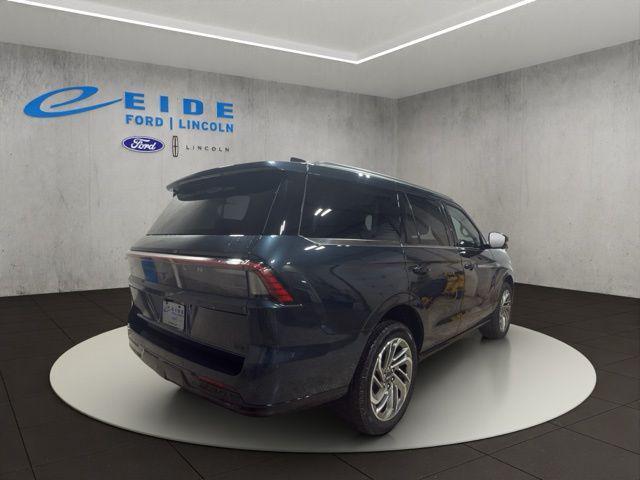 used 2025 Lincoln Navigator car, priced at $88,000