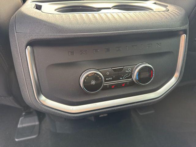 used 2025 Ford Expedition car, priced at $70,000