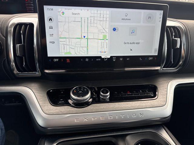 used 2025 Ford Expedition car, priced at $70,000