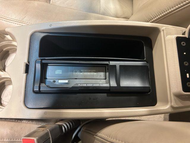 used 2005 Ford Taurus car, priced at $4,000