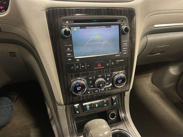 used 2014 Chevrolet Traverse car, priced at $6,000
