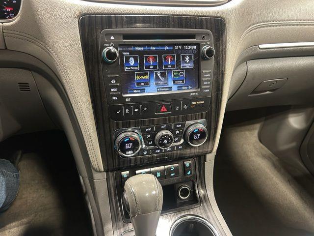 used 2014 Chevrolet Traverse car, priced at $6,000
