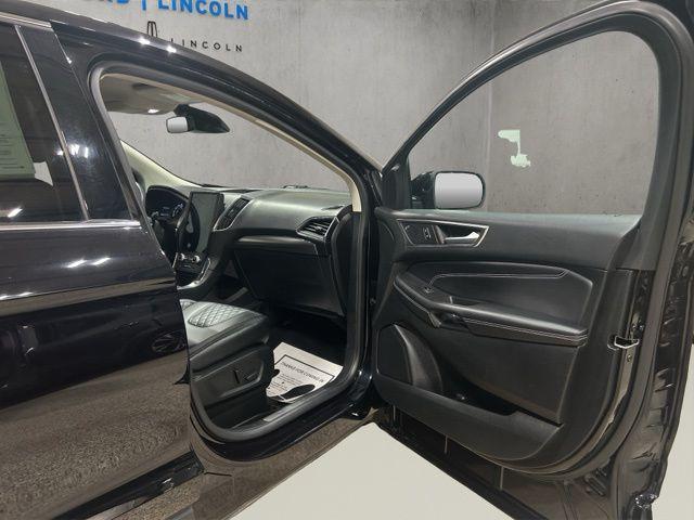 used 2023 Ford Edge car, priced at $29,000