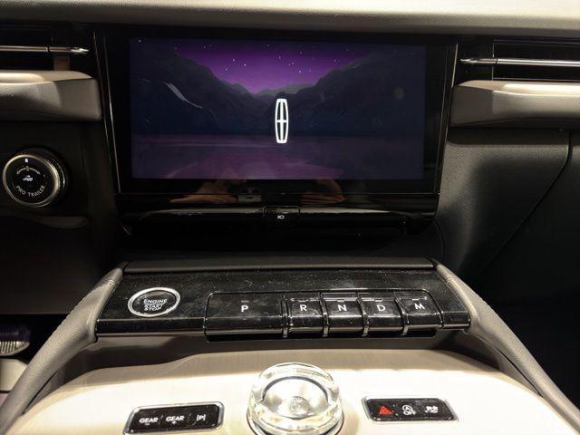 new 2026 Lincoln Navigator car, priced at $109,135