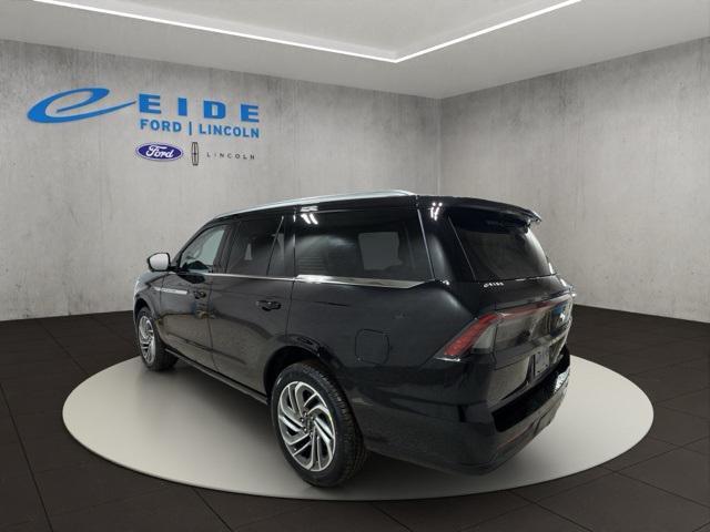 new 2025 Lincoln Navigator car, priced at $98,585