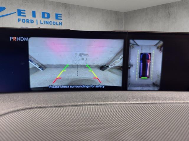 new 2025 Lincoln Navigator car, priced at $98,585