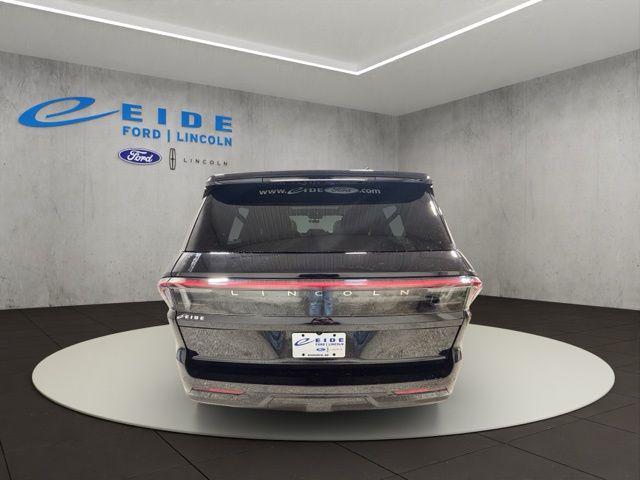 new 2026 Lincoln Navigator car, priced at $107,459