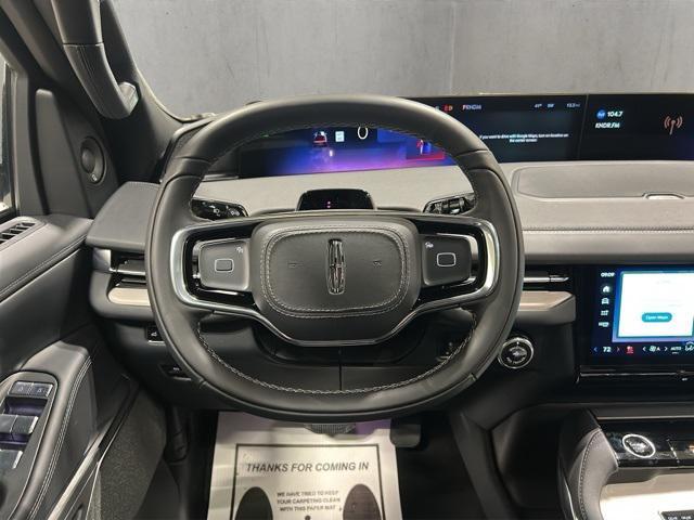 new 2025 Lincoln Navigator car, priced at $106,150