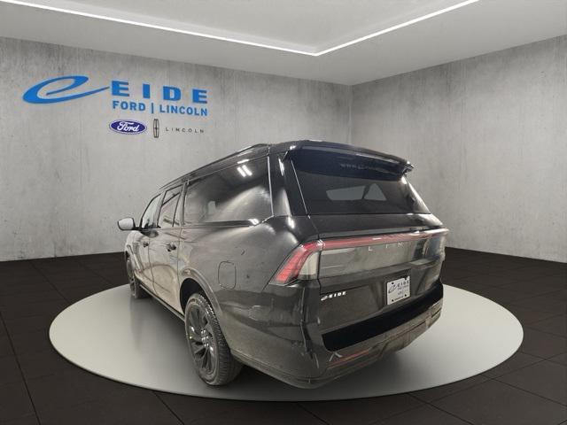 new 2025 Lincoln Navigator car, priced at $106,150