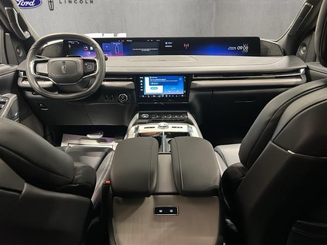 new 2025 Lincoln Navigator car, priced at $106,150