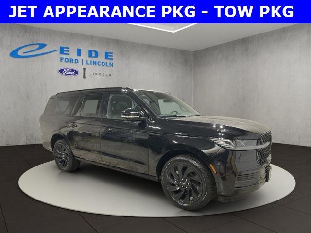 new 2025 Lincoln Navigator car, priced at $106,150