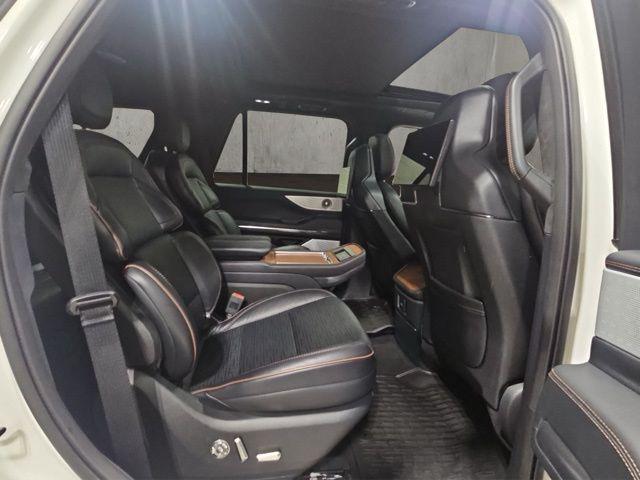 used 2025 Lincoln Navigator car, priced at $98,000