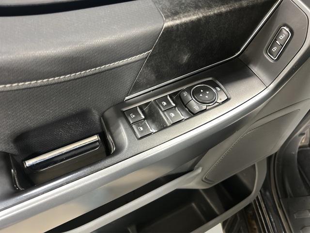 used 2021 Ford F-150 car, priced at $30,000